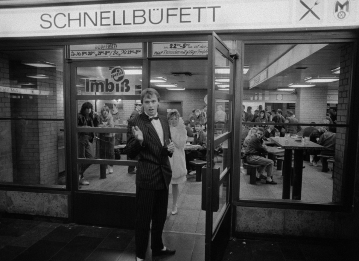 film-1_imbiss_spezial_4_copyright_defa_stiftung_sebastian_richter.jpg